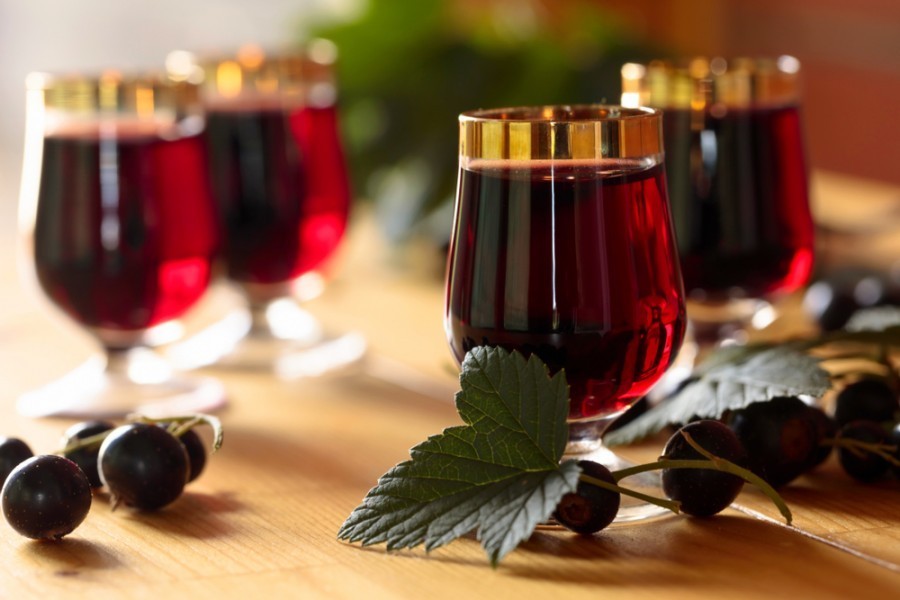 Comment faire de la goutte de cassis ?