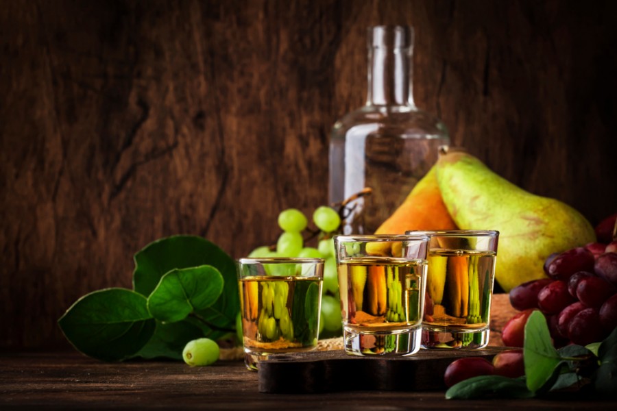 Quelle est la durée de conservation de la liqueur de poire maison ?